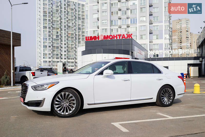 Седан Genesis G90 2018 в Киеве