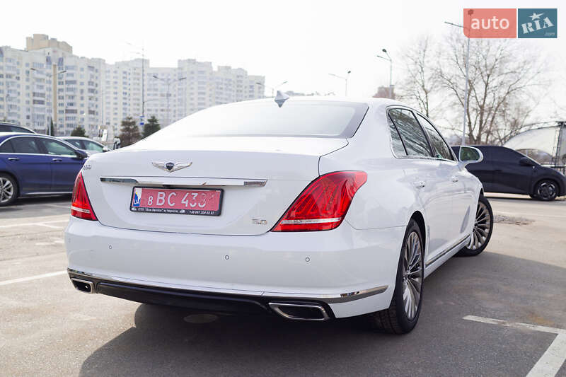Седан Genesis G90 2018 в Киеве