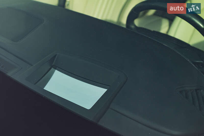 Седан Genesis G90 2018 в Киеве