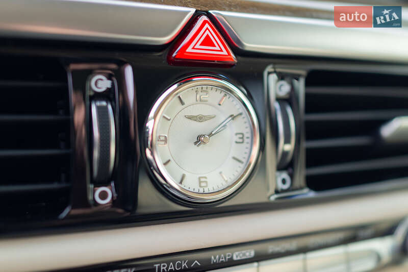 Седан Genesis G90 2018 в Киеве