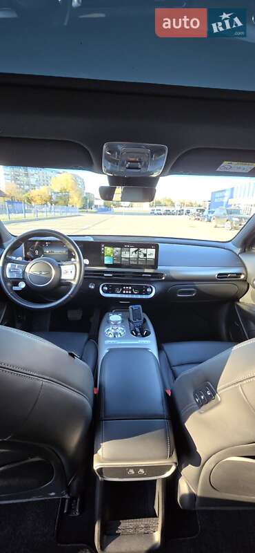 Внедорожник / Кроссовер Genesis GV60 2023 в Самборе