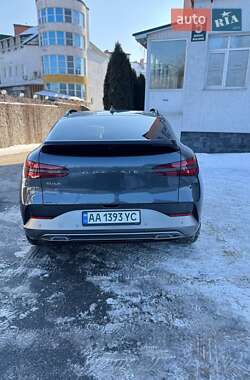 Внедорожник / Кроссовер Genesis GV60 2022 в 