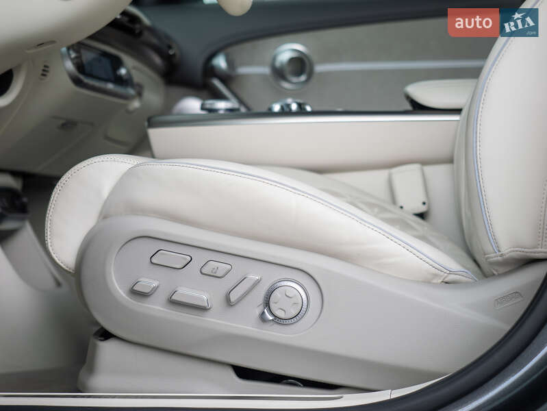 Внедорожник / Кроссовер Genesis GV60 2022 в Киеве