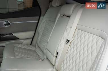 Внедорожник / Кроссовер Genesis GV60 2022 в 