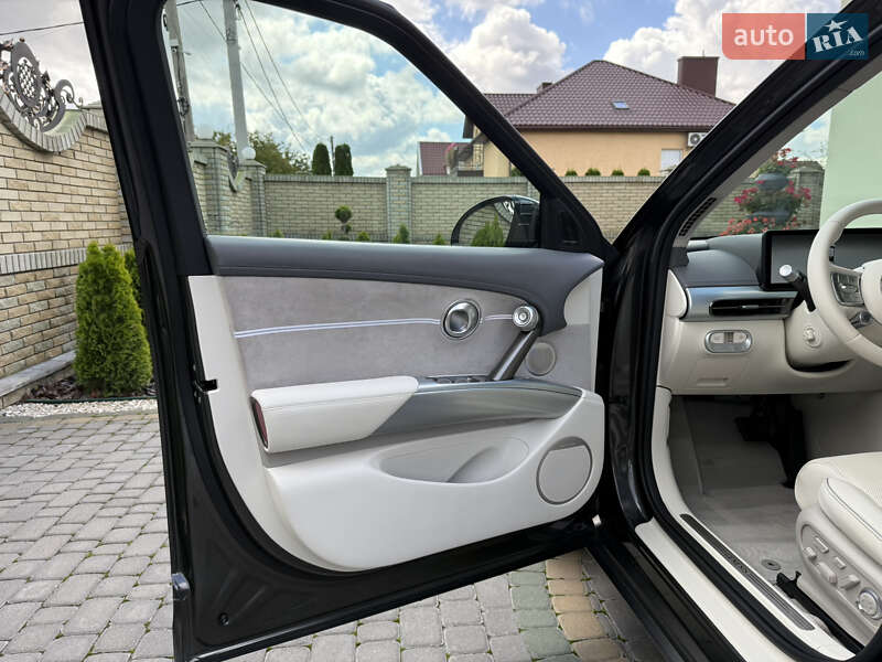 Внедорожник / Кроссовер Genesis GV60 2024 в Тернополе
