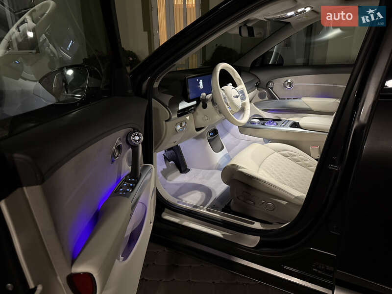 Внедорожник / Кроссовер Genesis GV60 2024 в Тернополе