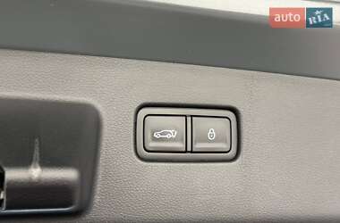 Універсал Genesis GV60 2022 в 