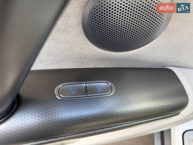 Фастбэк Genesis GV60 2024 в Киеве фото 22 Фастбэк Genesis GV60 2024 в Киеве