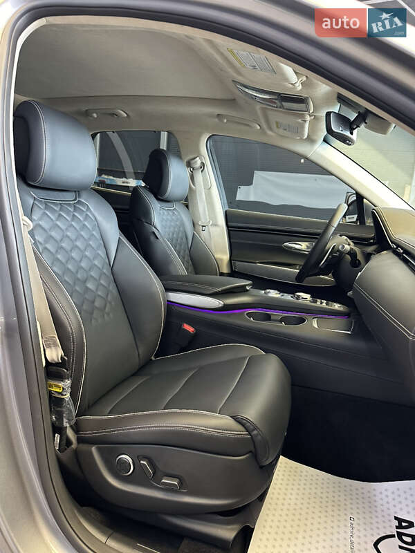 Позашляховик / Кросовер Genesis GV70 EV 2024 в Чернівцях