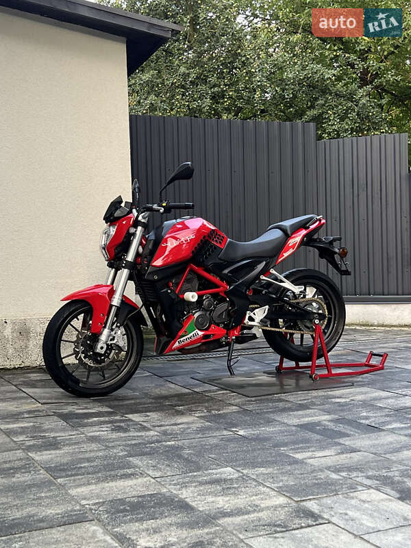 Geon Benelli TNT250 2017