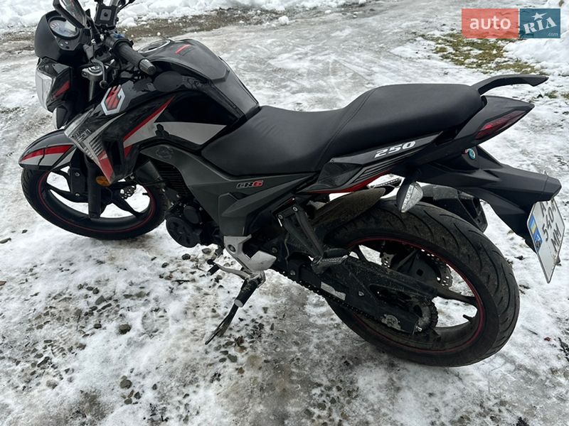 Мотоцикл Без обтекателей (Naked bike) Geon CR6 2016 в Отынии