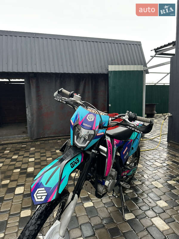 Мотоцикл Кросс Geon Dakar GNS 300 2022 в Радомышле