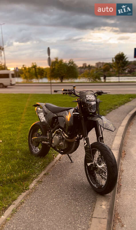 Geon Dakar GNS 300R 2024