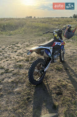 Мотоцикл Кросс Geon GNX 300 NB Enduro 2025 в 