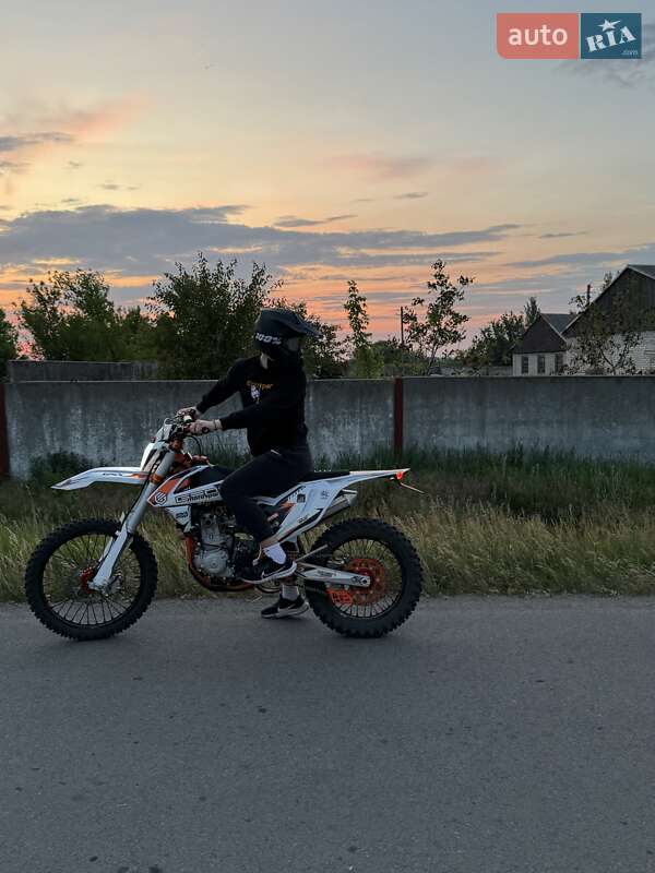 Мотоцикл Внедорожный (Enduro) Geon GNX 300 NB Motard 2023 в 