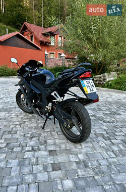 Спортбайк Geon RS 2010 в 