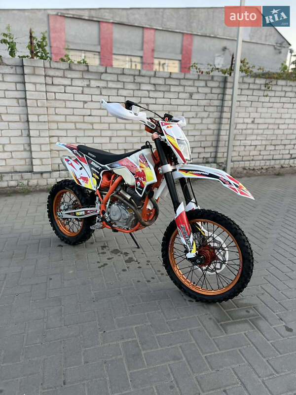Мотоцикл Кросс Geon Terra-X 2020 в Смілі