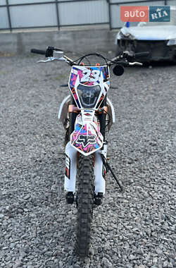 Мотоцикл Позашляховий (Enduro) Geon Terra-X 2020 в 