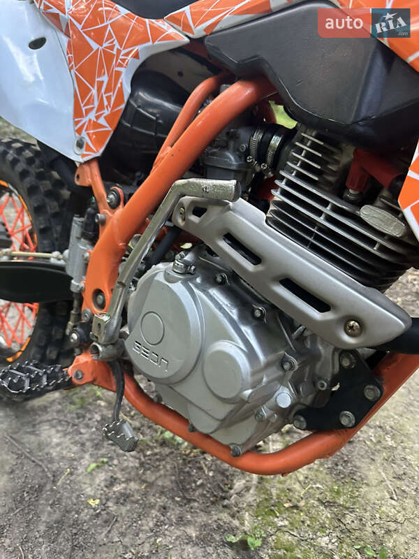 Мотоцикл Кросс Geon Terra-X 2017 в Городку