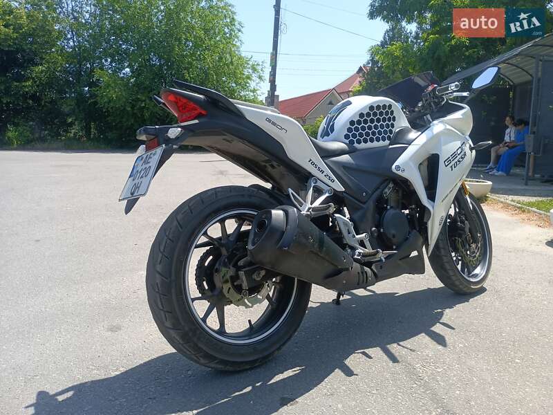Мотоцикл Спорт-туризм Geon Tossa 2013 в Обуховке
