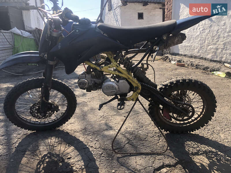 Питбайк Geon X-Pit 2011 в Ставище фото 4 Питбайк Geon X-Pit 2011 в Ставище