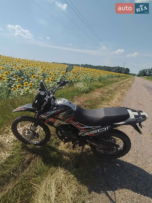 Мотоцикл Кросс Geon X-Road 250СВ 2016 в Києві