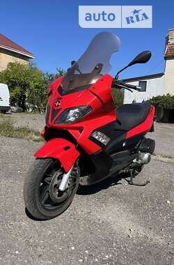 Скутер Gilera Nexus 2011 в Ужгороді