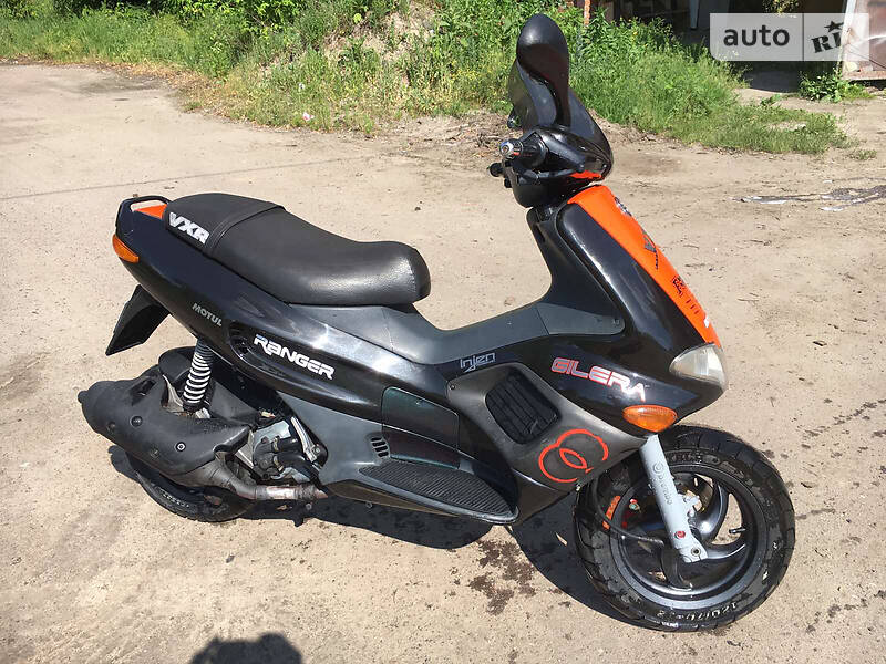 Ложка дегтя: обзор скутера Gilera Runner VXR 200сс 2006