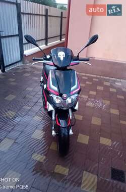 Скутер Gilera Runner 2008 в Иршаве