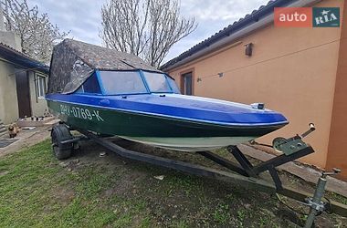 Катер Glastron 174 V 1987 в Градижске