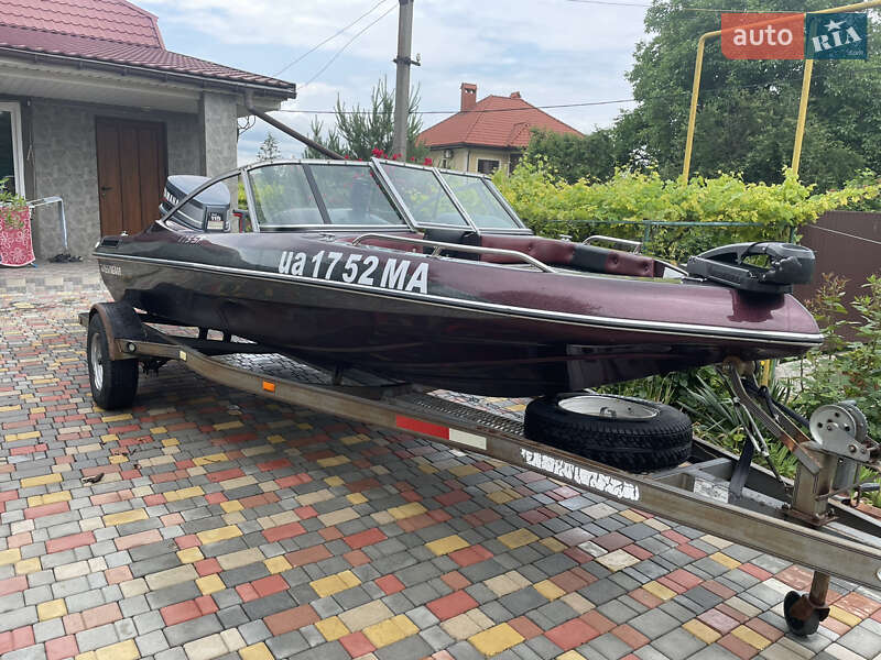 Лодка Glastron Glastron 1993 в Одессе