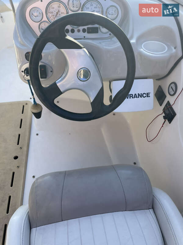 Катер Glastron SX 2006 в Запоріжжі фото 14 Катер Glastron SX 2006 в Запоріжжі