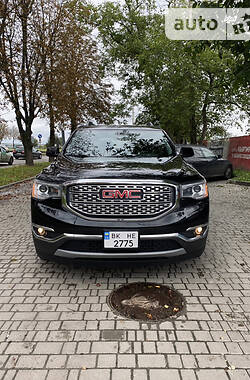 Внедорожник / Кроссовер GMC Acadia 2016 в Сарнах