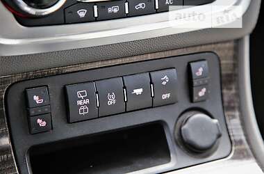 Внедорожник / Кроссовер GMC Acadia 2012 в 