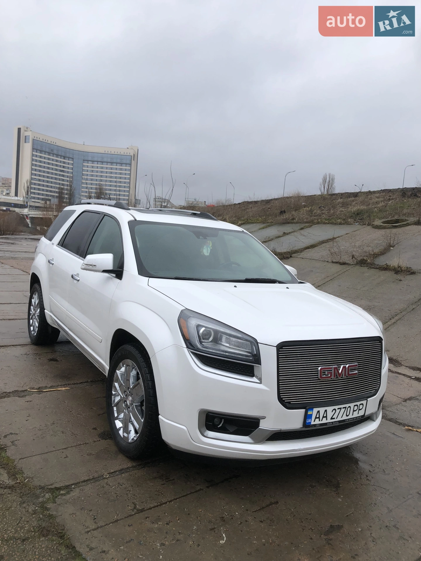 GMC Acadia 2016