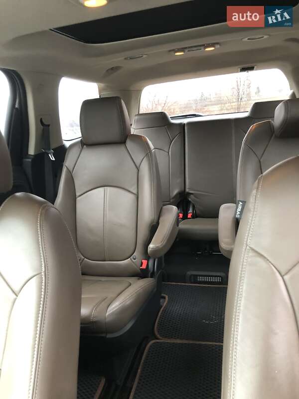 Внедорожник / Кроссовер GMC Acadia 2016 в Киеве