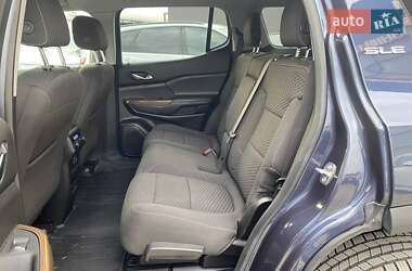 Внедорожник / Кроссовер GMC Acadia 2019 в 