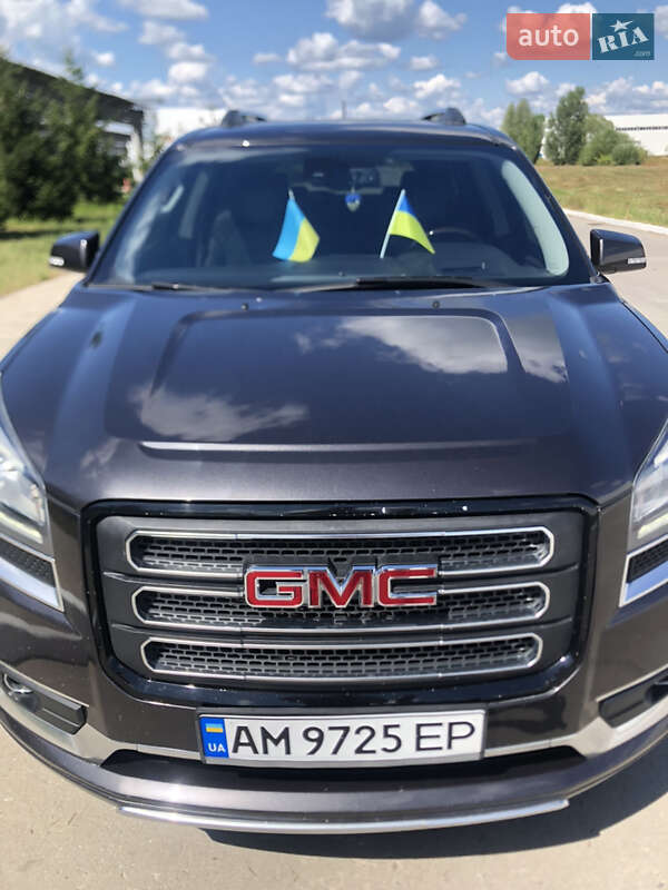 GMC Acadia 2015