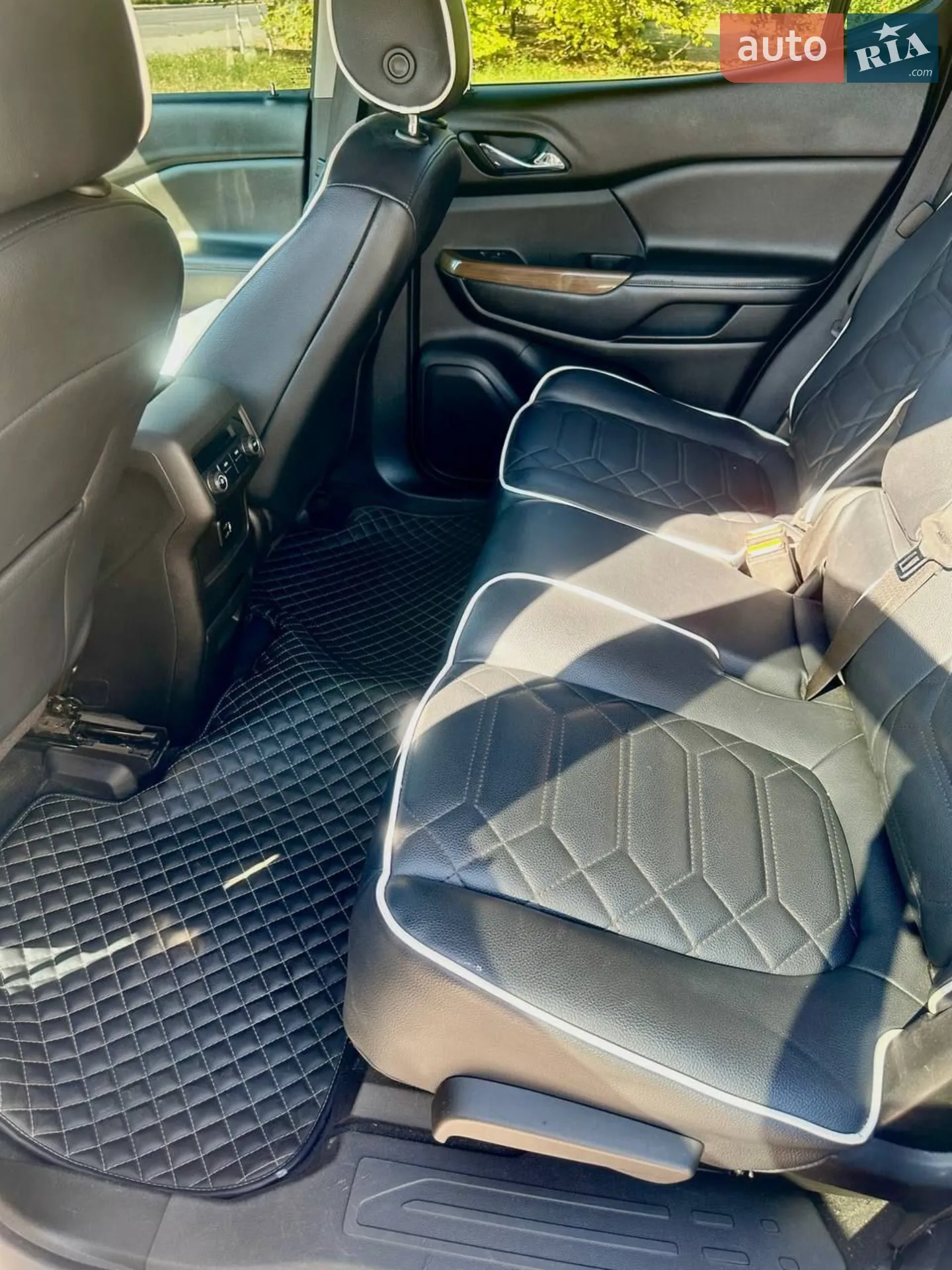 2016 GMC Acadia - мініатюра 8