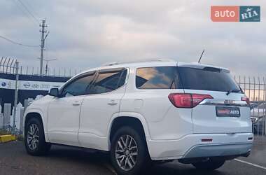 Позашляховик / Кросовер GMC Acadia 2016 в Києві