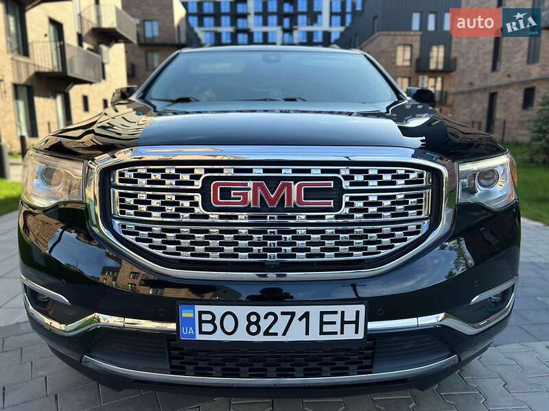 Позашляховик / Кросовер GMC Acadia 2016 в Тернополі