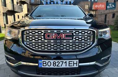 Позашляховик / Кросовер GMC Acadia 2016 в 