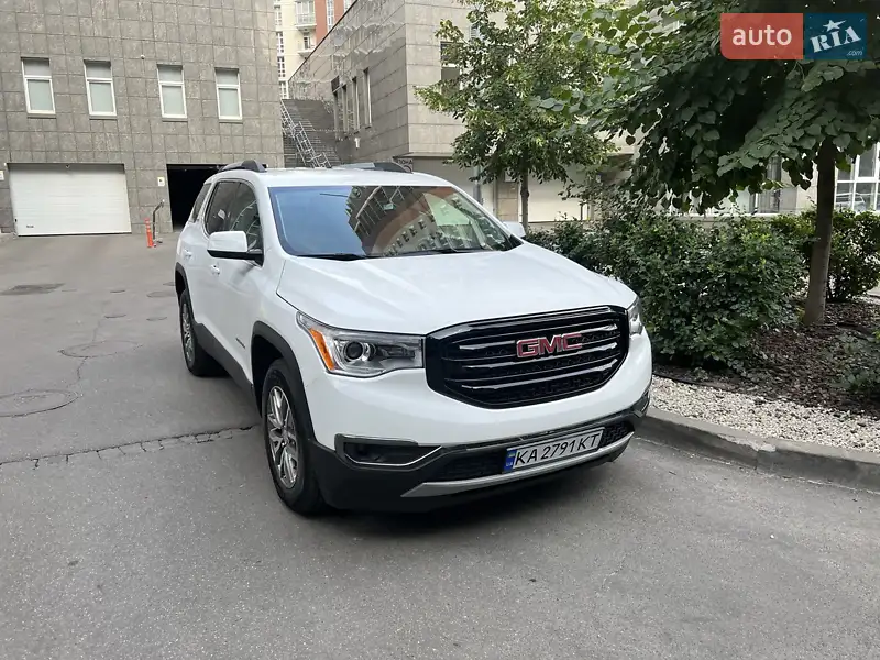 GMC Acadia
