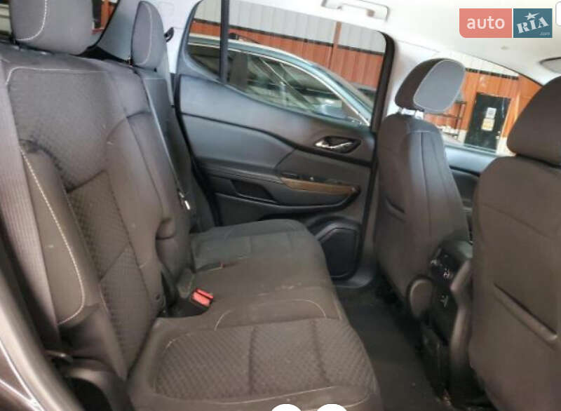 Позашляховик / Кросовер GMC Acadia 2017 в Києві