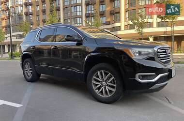 Внедорожник / Кроссовер GMC Acadia 2016 в 