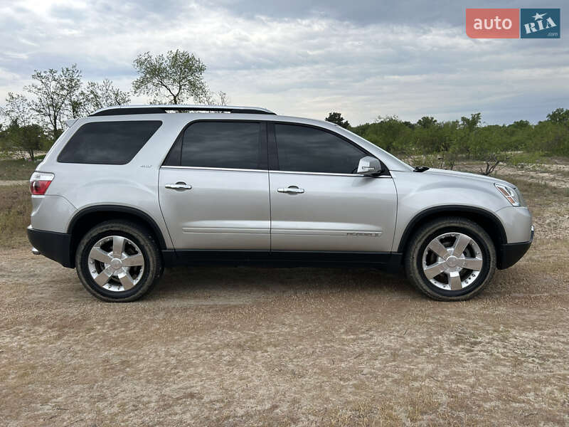 Внедорожник / Кроссовер GMC Acadia 2007 в Киеве фото 8 Внедорожник / Кроссовер GMC Acadia 2007 в Киеве