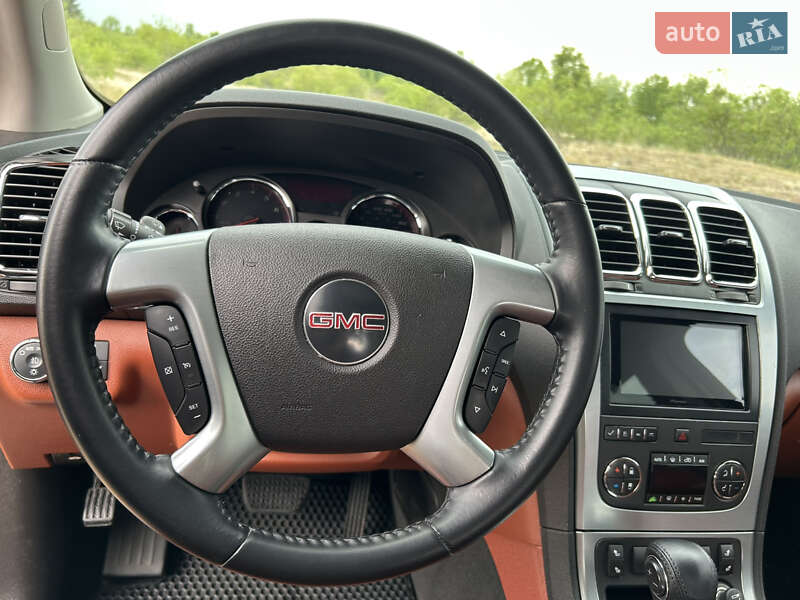 Внедорожник / Кроссовер GMC Acadia 2007 в Киеве фото 18 Внедорожник / Кроссовер GMC Acadia 2007 в Киеве