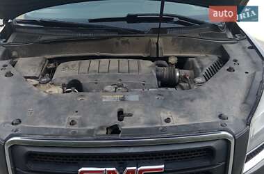 Внедорожник / Кроссовер GMC Acadia 2013 в 