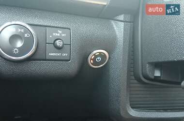Внедорожник / Кроссовер GMC Acadia 2013 в 