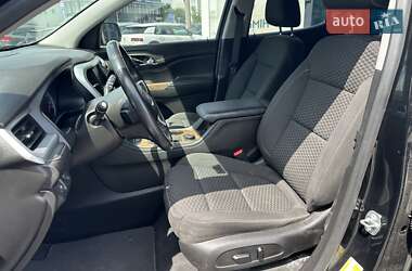 Позашляховик / Кросовер GMC Acadia 2019 в Києві фото 15 Позашляховик / Кросовер GMC Acadia 2019 в Києві
